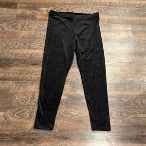 No Boundaries XXL Black Soft Velour Leggings